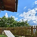 度假居 Roble Viejo Rural House *