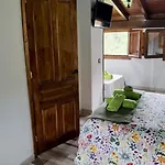 Roble Viejo Rural House *
