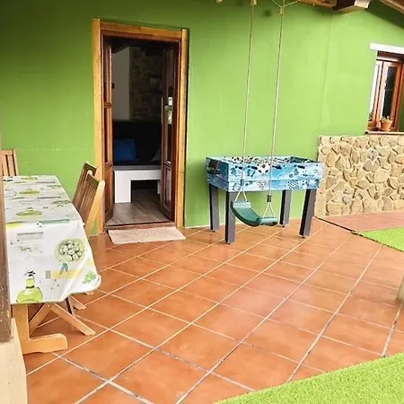 Roble Viejo Rural House بيت للعطل